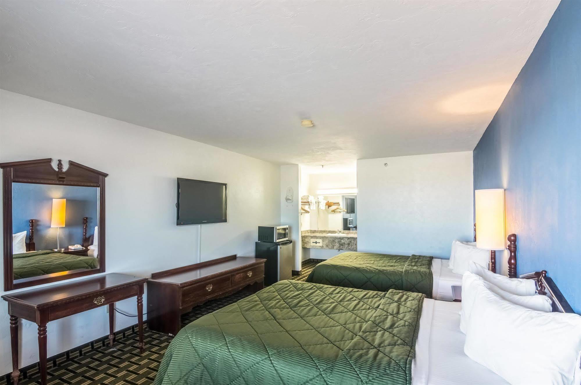 Motel 6 Erick מראה חיצוני תמונה