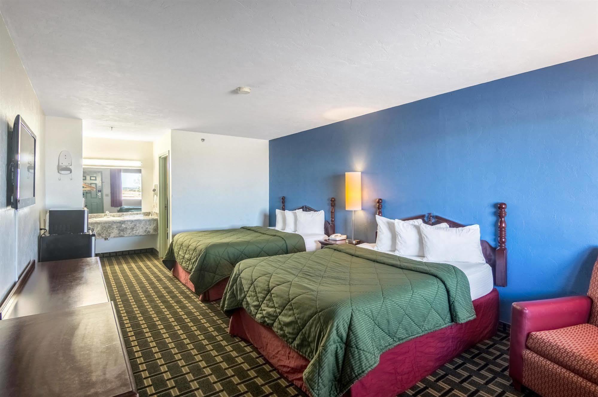 Motel 6 Erick מראה חיצוני תמונה